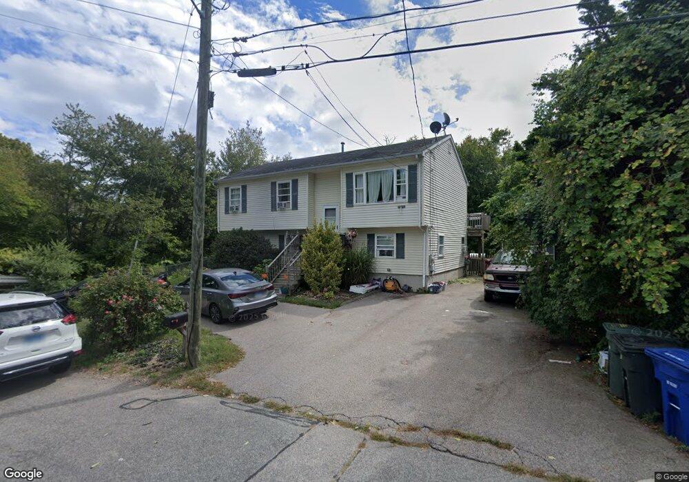 21 Walnut St, Pawcatuck, CT 06379 - photo 1