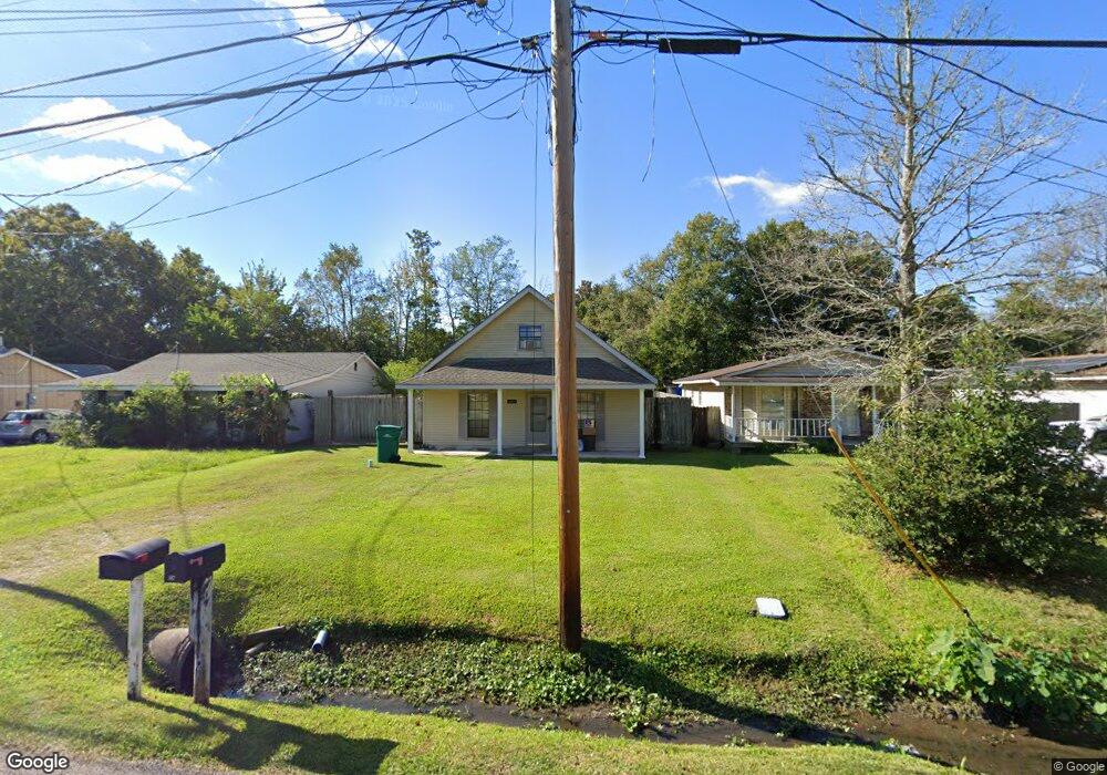 2413 Robin St, Slidell, LA 70460 - photo 1