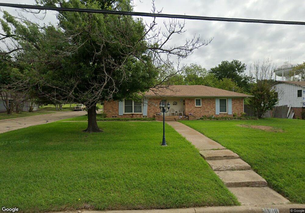 1710 N Preston St, Ennis, TX 75119 - photo 1