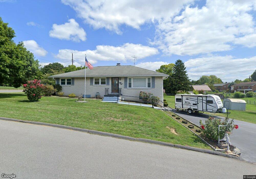 12037 Ronnie Dr, Hagerstown, MD 21742 - photo 1