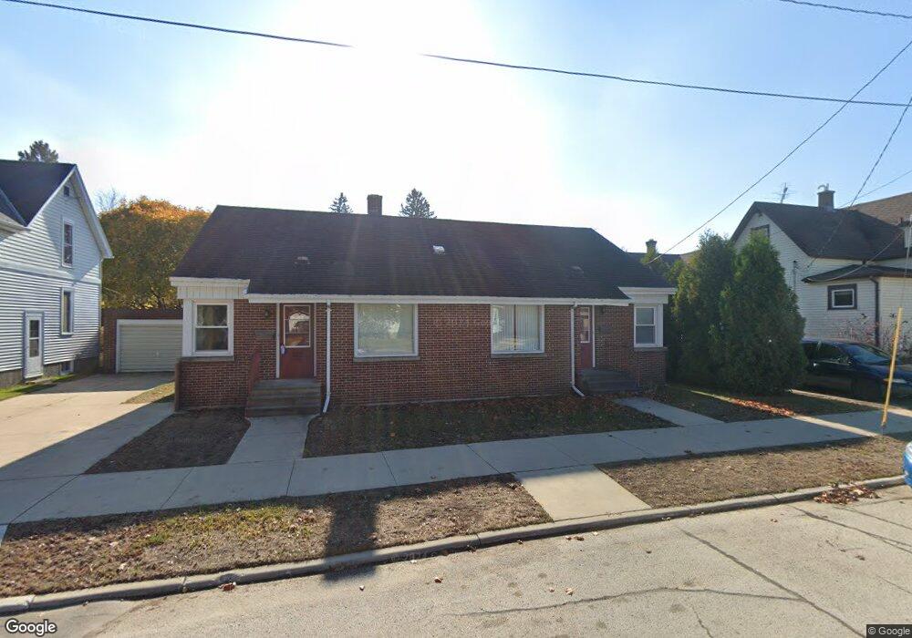 1517 25th St, Two Rivers, WI 54241 - photo 1