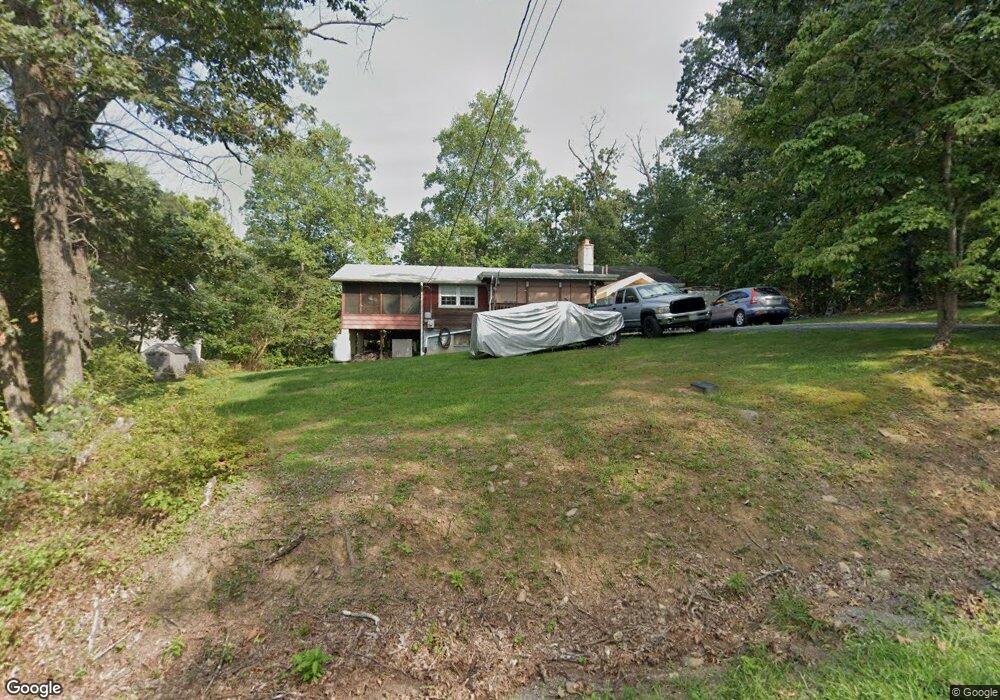 286 Persimmon Dr, Front Royal, VA 22630 - photo 1