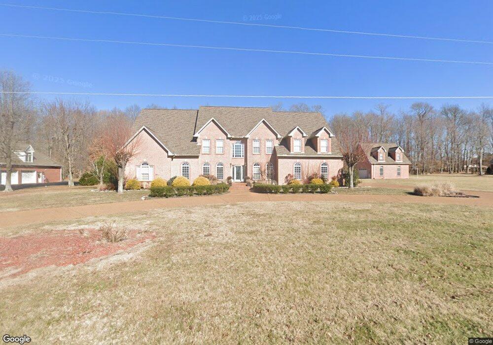 255 Froedge Dr, Lafayette, TN 37083 - photo 1