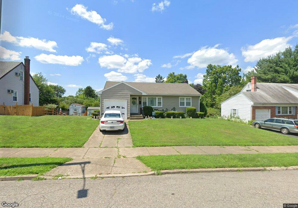 3073 Shakespeare Rd, Bethlehem, PA 18017 - photo 1