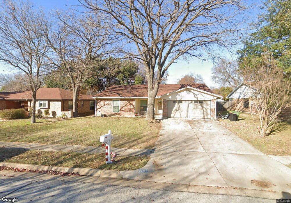 2605 Greenwood Ct, Bedford, TX 76021 - photo 1