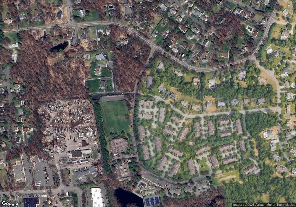 11 Sandburg Ct, Mahwah, NJ 07430 - photo 1