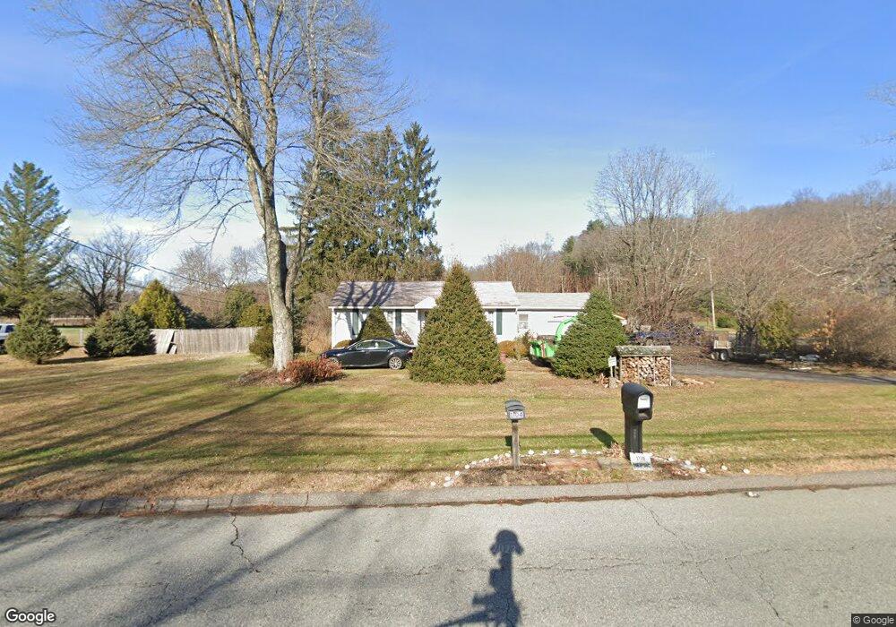 1119 Neipsic Rd, Glastonbury, CT 06033 - photo 1