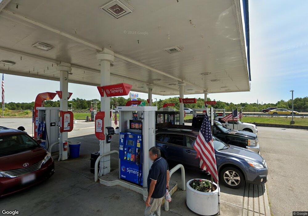 2155 Iyannough Rd, West Barnstable, MA 2668 - photo 1