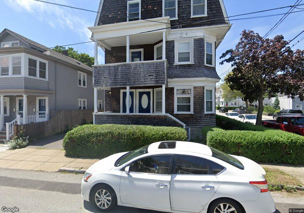 176 Shawmut St unit 3, Fall River, MA 02720 - photo 1