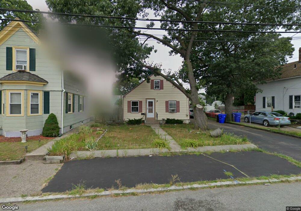 140 Bucklin St, Pawtucket, RI 02861 - photo 1