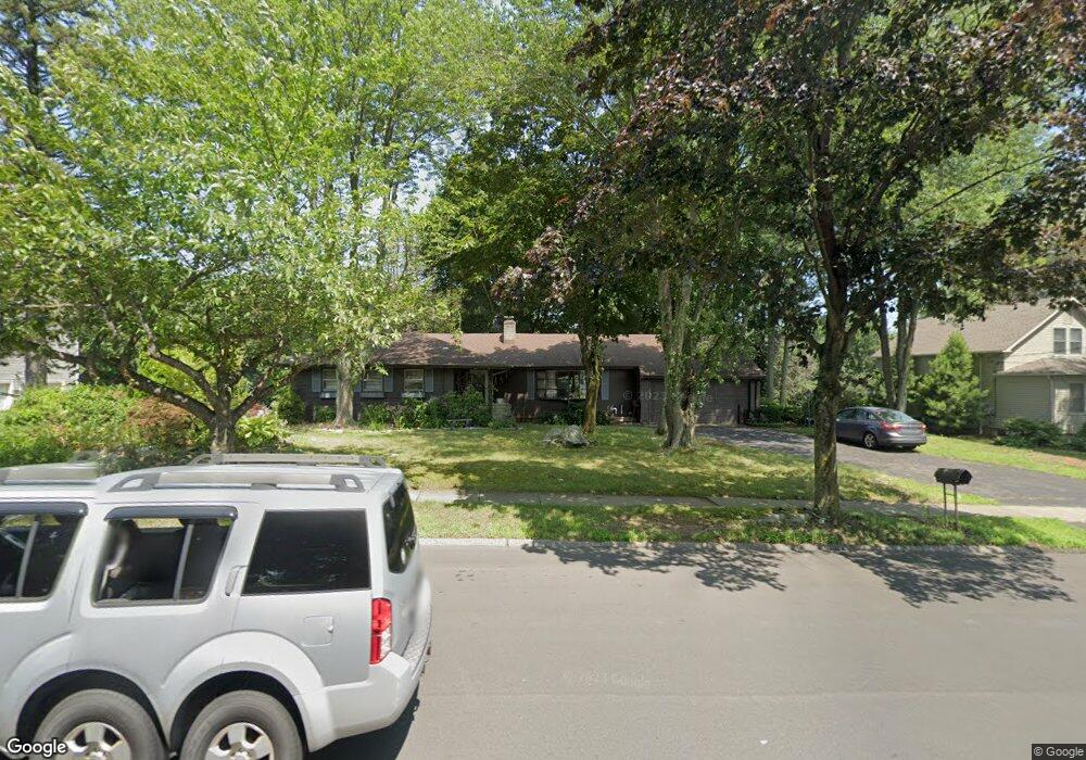 1746 Huntington Rd, Stratford, CT 06614 - photo 1