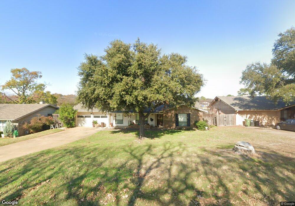 852 Edgehill Dr, Hurst, TX 76053 - photo 1