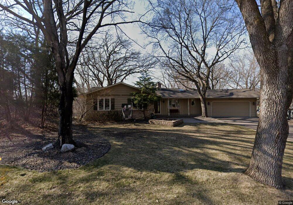 16420 Creekside Cir, Minnetonka, MN 55345 - photo 1