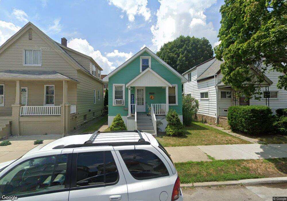 12095 Mitchell St, HamtraMcK, MI 48212 - photo 1