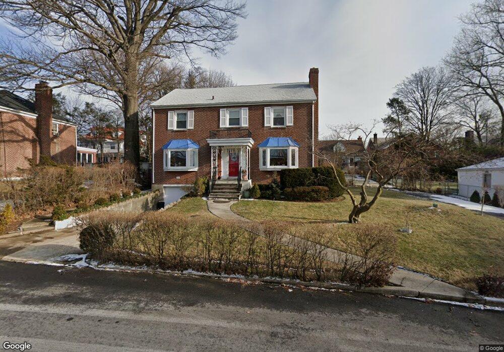 342 Kneeland Ave, Yonkers, NY 10704 - photo 1