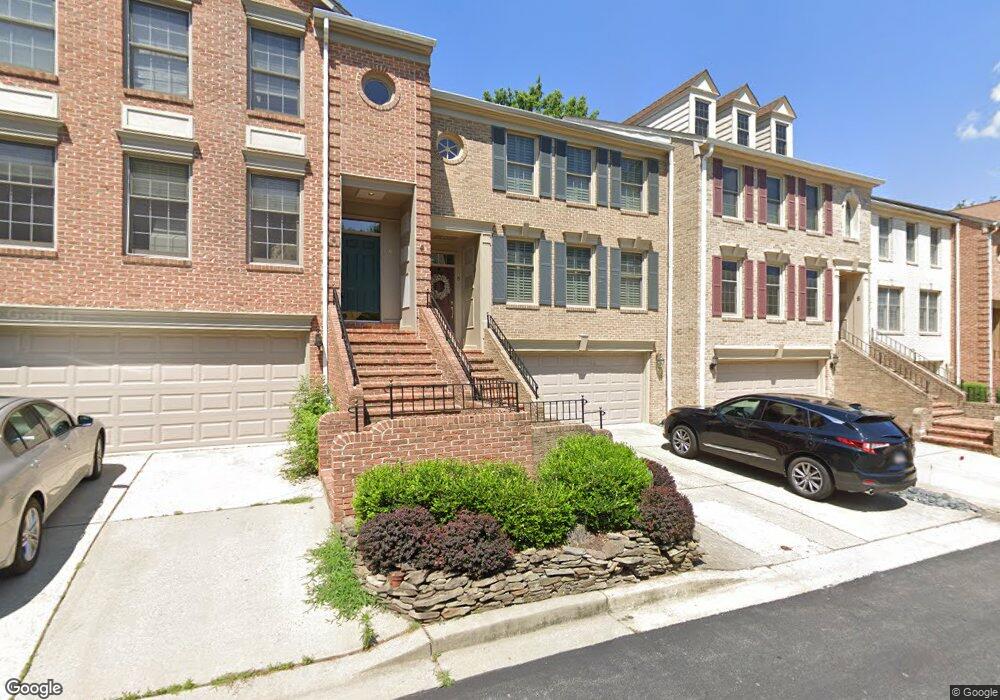 6 Bloomingdale Ct, Rockville, MD 20852 - photo 1