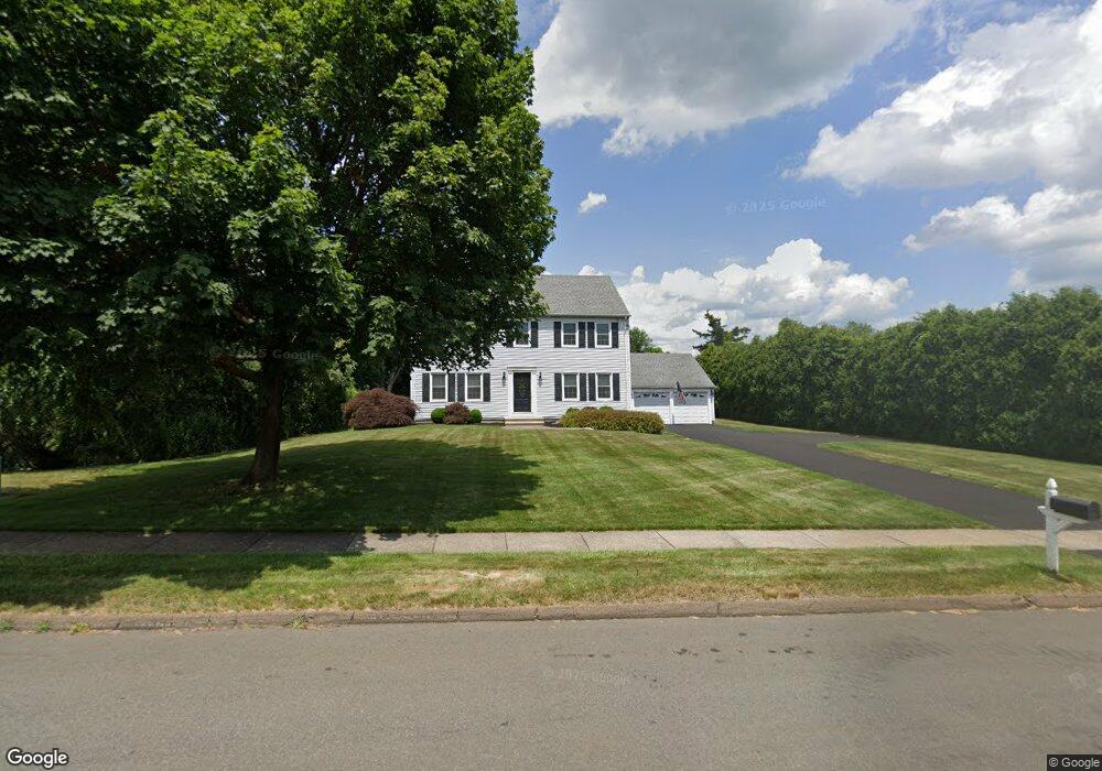 3 Huntington Ridge Rd, Wallingford, CT 06492 - photo 1