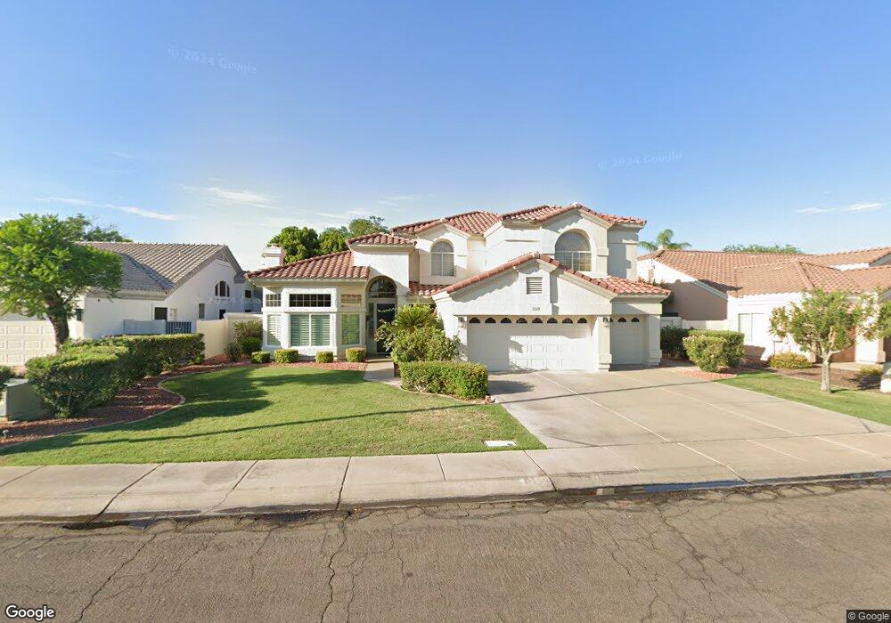 1349 E Catamaran Dr, Gilbert, AZ 85234 - photo 1