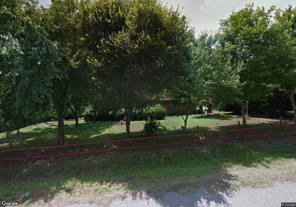 735 Lakeview Cir, Danielsville, GA 30633 - photo 1