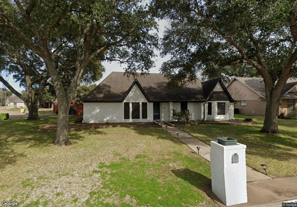 2701 Parkway Ave, Rosenberg, TX 77471 - photo 1