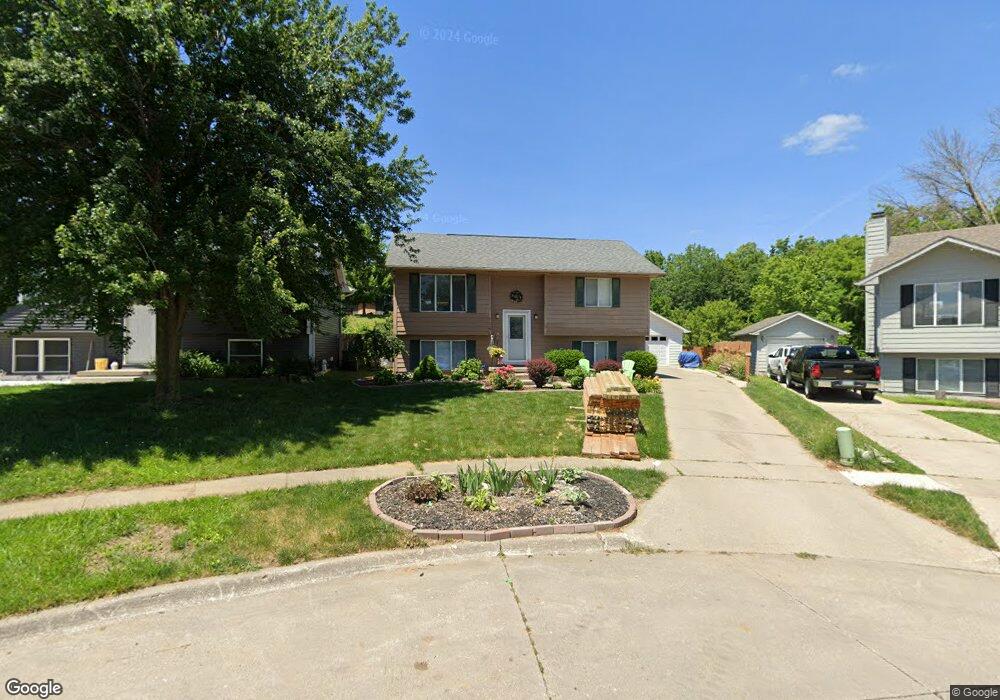 2426 SE 19th St, Des Moines, IA 50320 - photo 1