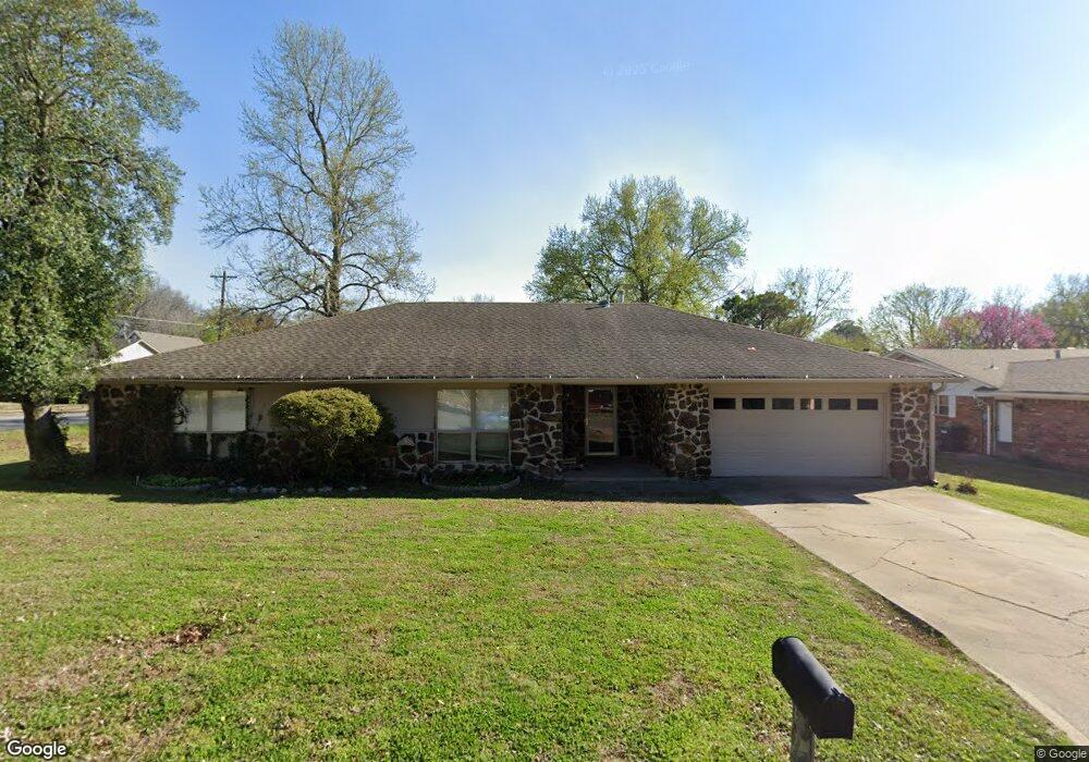 406 Magnolia Dr, Tahlequah, OK 74464 - photo 1