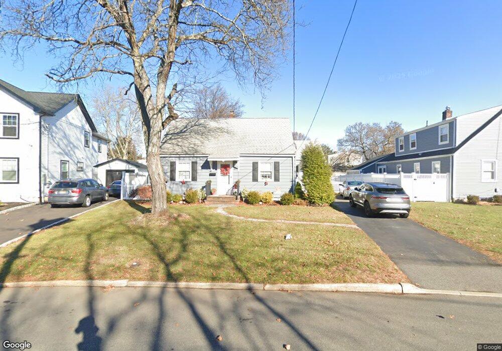 51 Alice Ln, Clark, NJ 07066 - photo 1