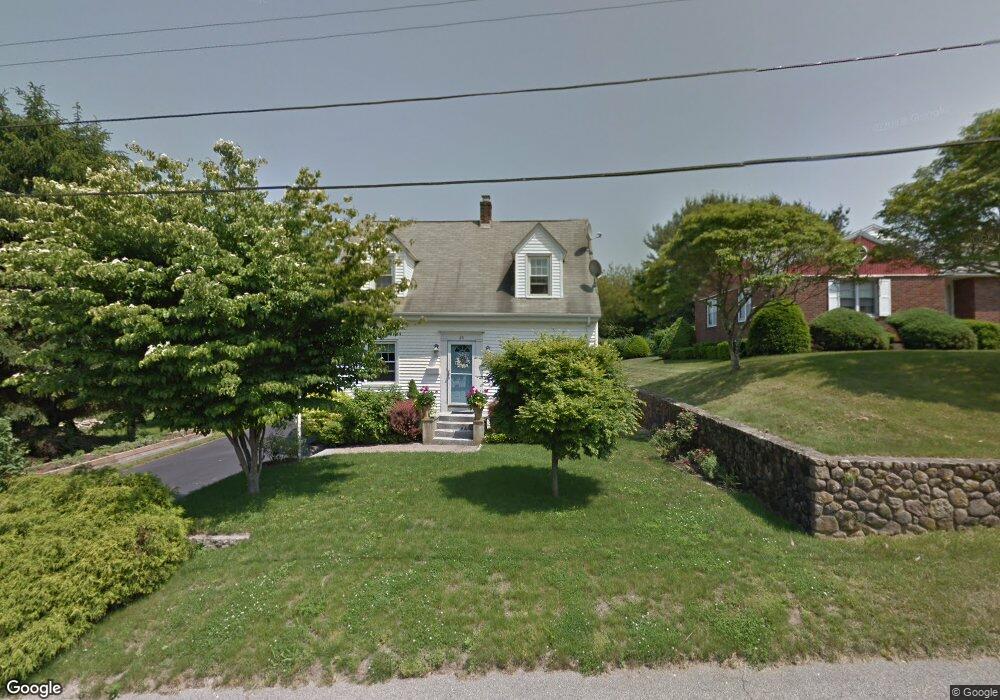 23 Top St, Westerly, RI 02891 - photo 1