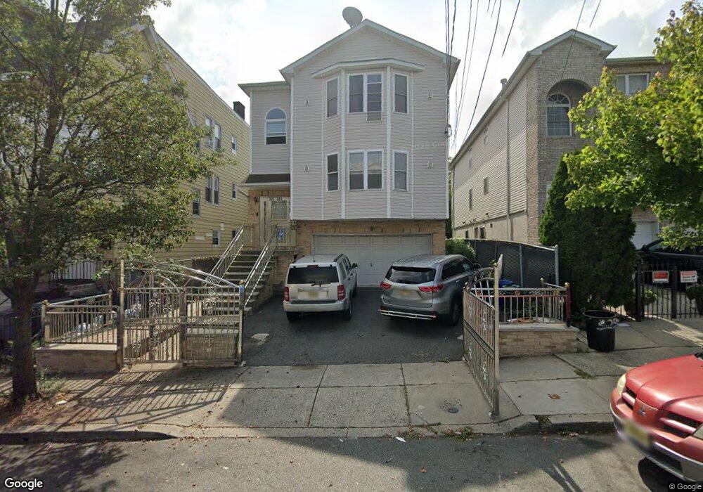 322-324 Renner Ave, Newark, NJ 07112 - photo 1