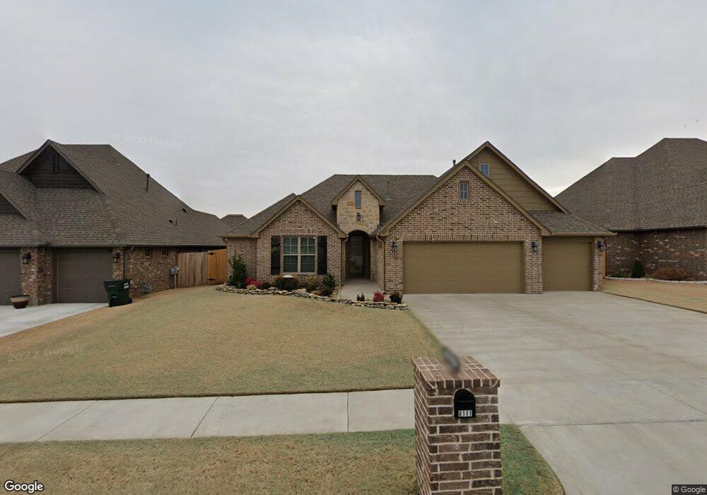 8111 N 76th East Ave, Owasso, OK 74055 - photo 1