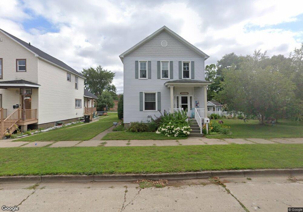1317 15th Ave, Menominee, MI 49858 - photo 1