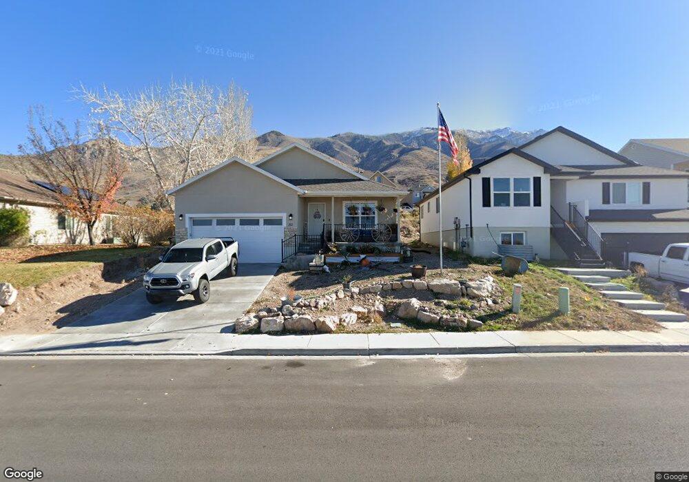 212 N Peach St, Santaquin, UT 84655 - photo 1