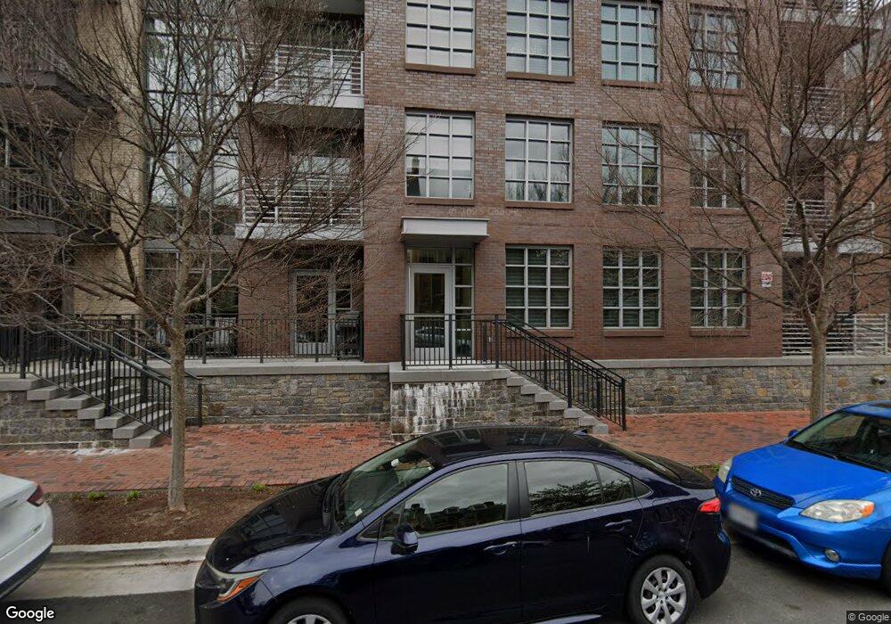 10 Bakers Walk unit 201, Alexandria, VA 22314 - photo 1