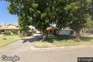 709 E Main St, Sentinel, OK 73664