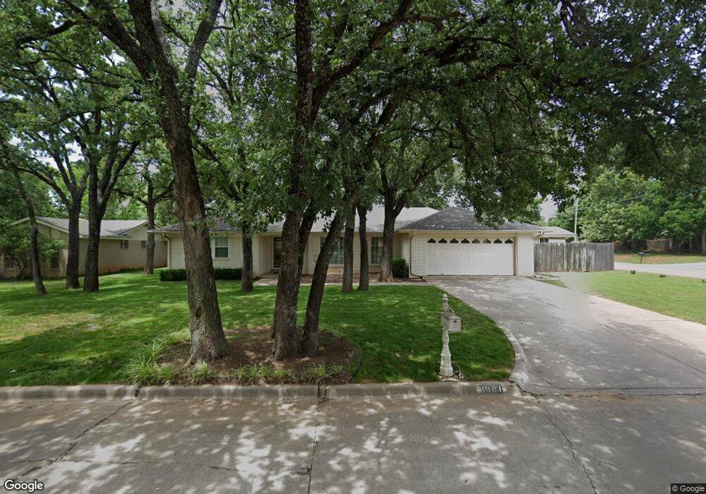 1001 Oakview Dr, Duncan, OK 73533 - photo 1