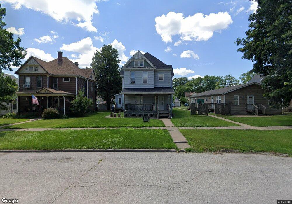 2213 W 2nd St, Davenport, IA 52802 - photo 1