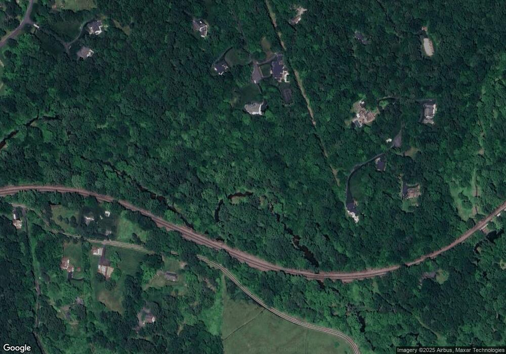 6816 Bluff Ridge Ln, Clifton, VA 20124 - photo 1