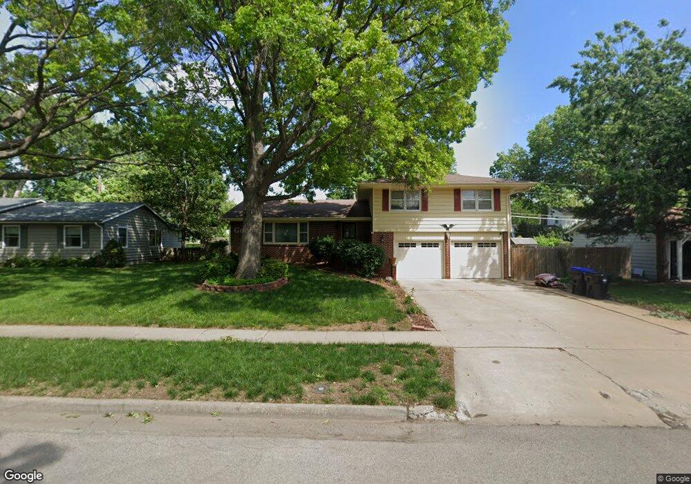 3100 SW Jewell Ave, Topeka, KS 66611 - photo 1