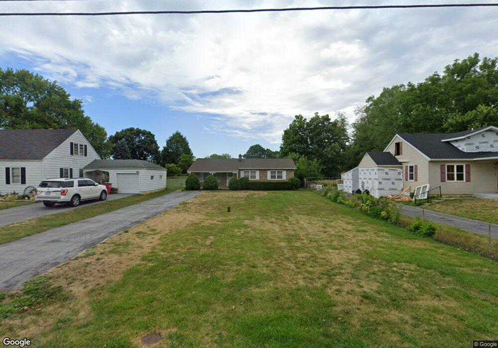 17530 Cedar Lawn Dr, Hagerstown, MD 21740 - photo 1