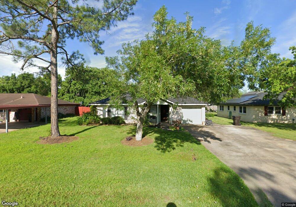 213 Avenue I, Brazoria, TX 77422 - photo 1