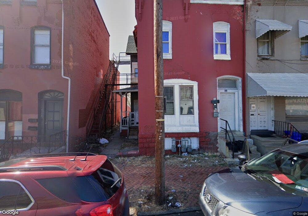 322 N 4th St, Reading, PA 19601 - photo 1