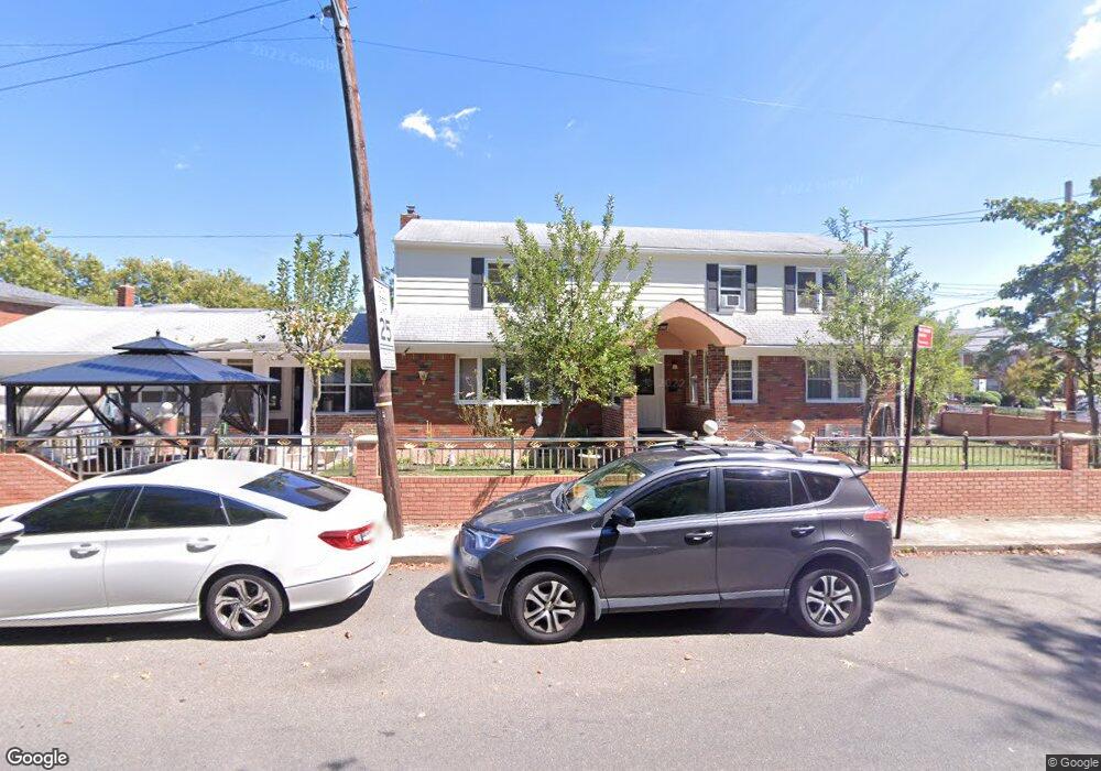 343 Riedel Ave, Staten Island, NY 10306 - photo 1