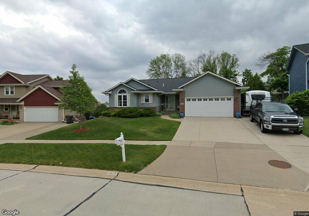 4517 Pearl Ave NW, Cedar Rapids, IA 52405 - photo 1