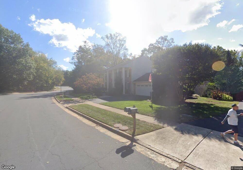 13507 Springhaven Dr, Fairfax, VA 22033 - photo 1