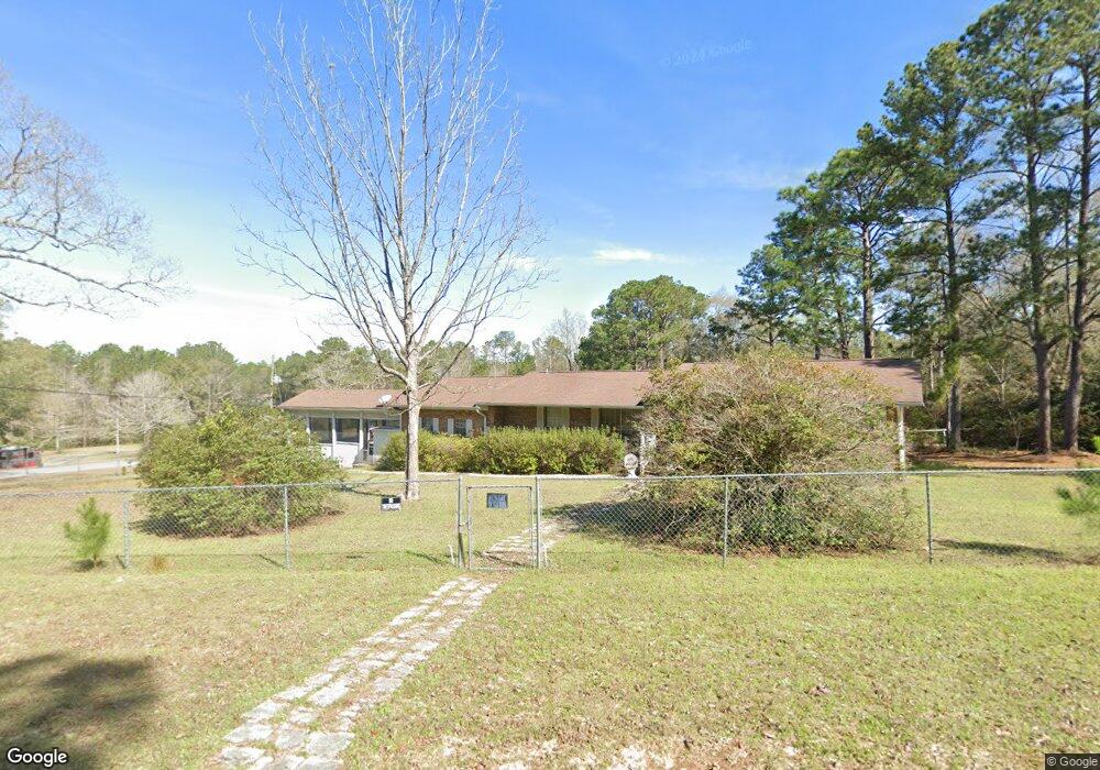 3535 Woodcliff Dr, Crestview, FL 32539 - photo 1