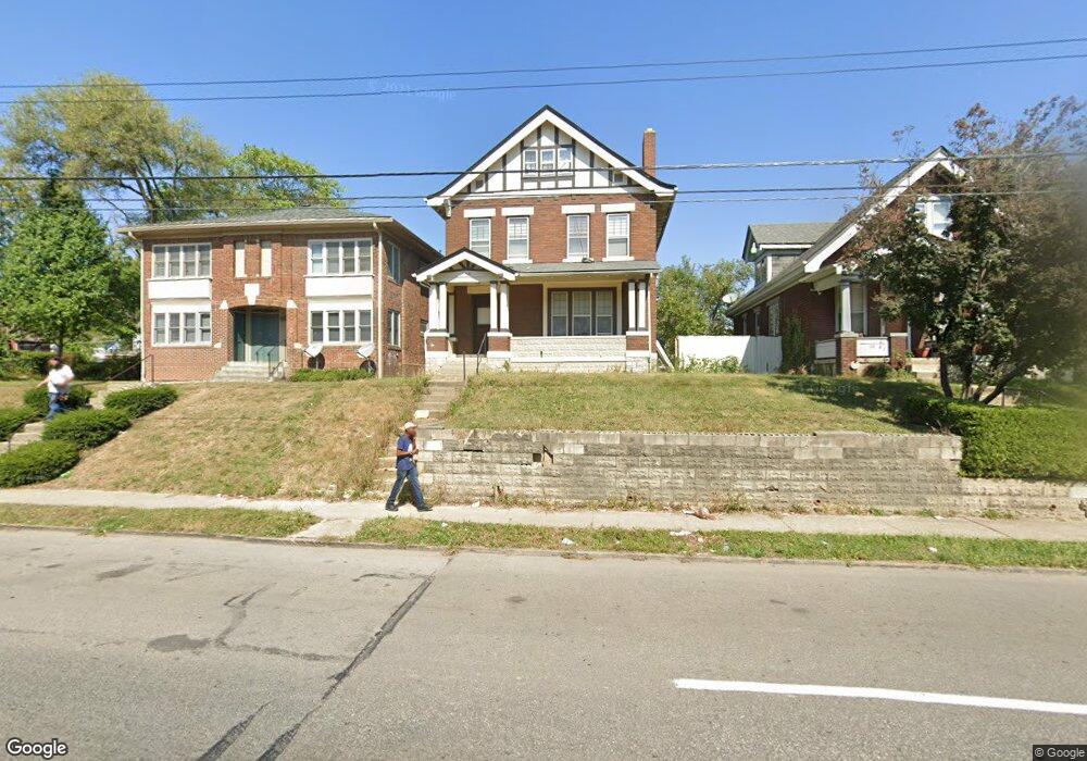 1226 E Livingston Ave, Columbus, OH 43205 - photo 1