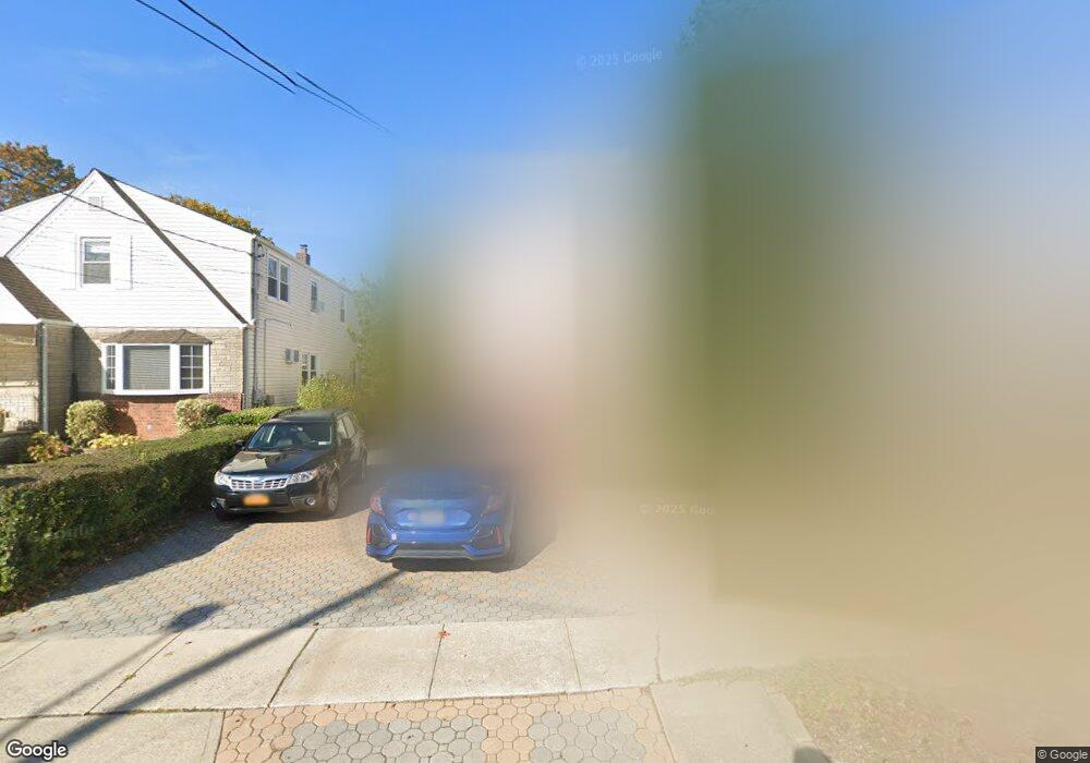 7 7th St, Valley Stream, NY 11581 - photo 1