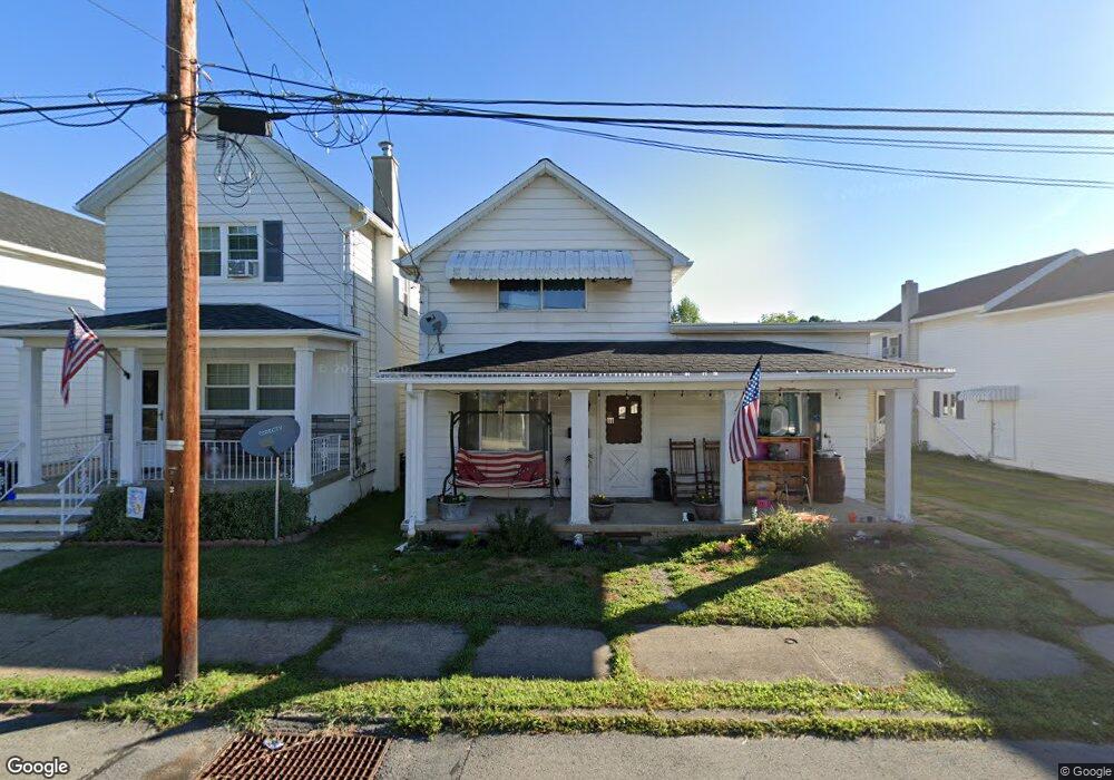 713 Maple St, Old Forge, PA 18518 - photo 1