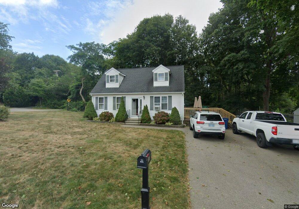 181 Macarthur Blvd, Wakefield, RI 02879 - photo 1