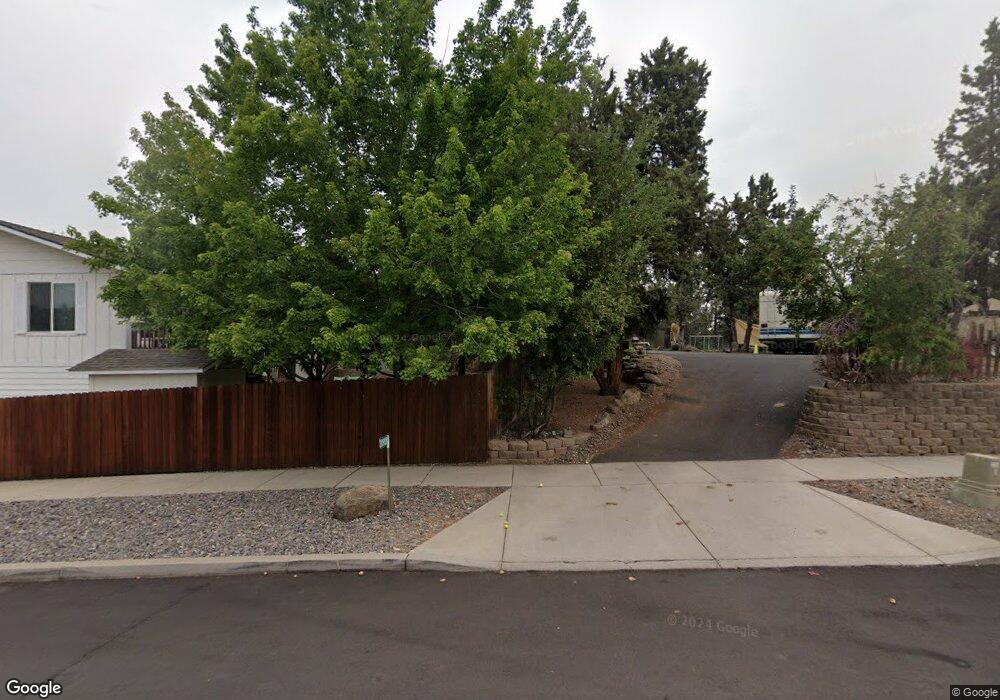 20908 Bilyeu Ct, Bend, OR 97701 - photo 1